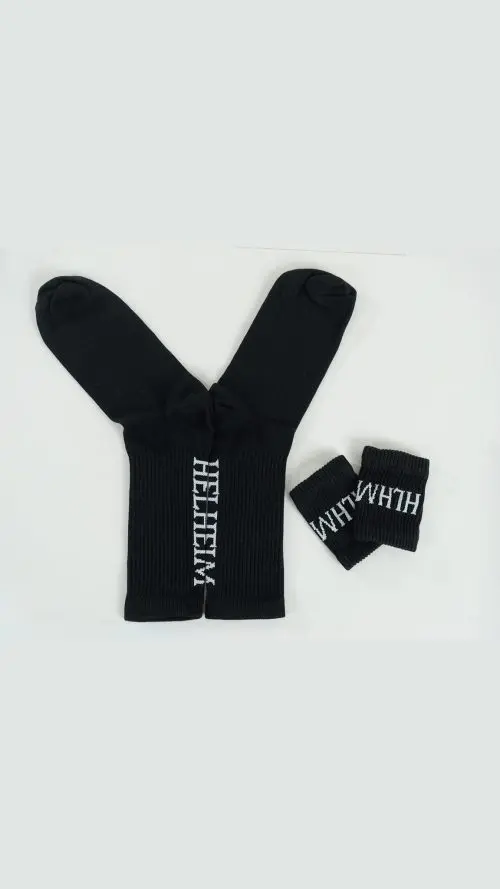 Combo HELHEIM: 2 Pares de Medias + 1 Par de Muñequeras